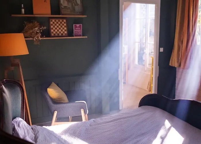 게스트하우스 Maison D'invite Au Coeur D'un Jardin 3*